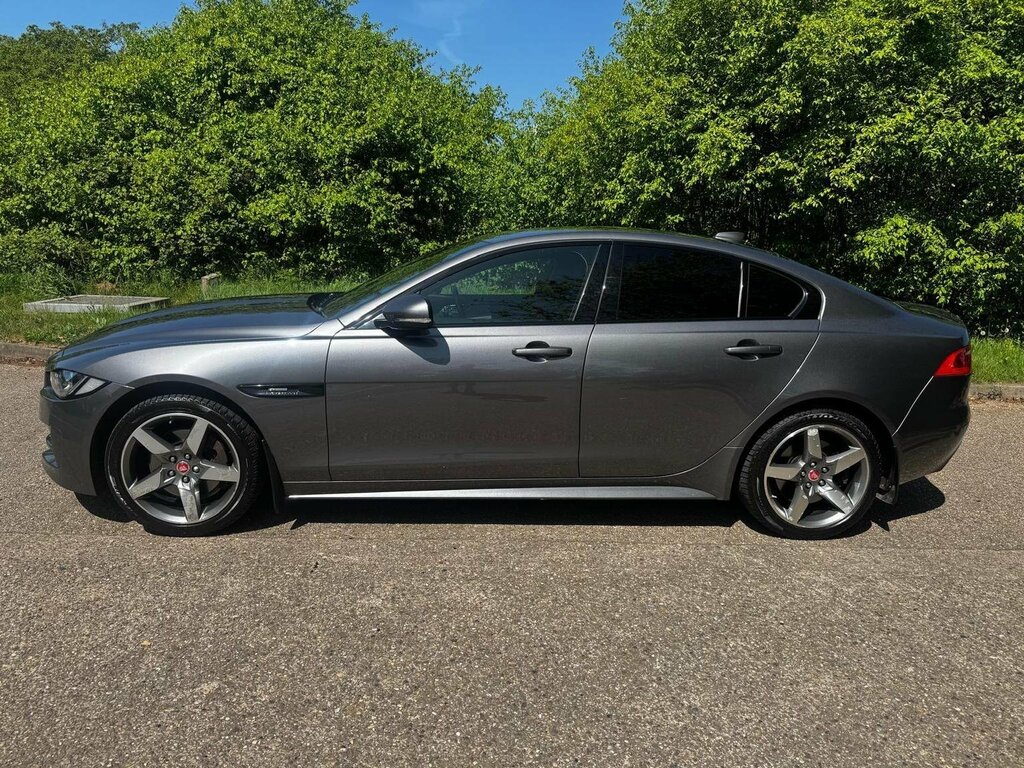 Jaguar XE Saloon Grey #11
