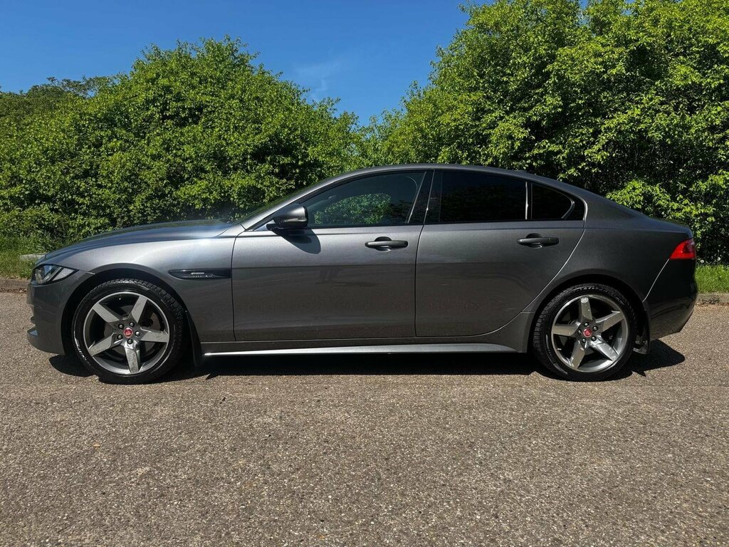 Jaguar XE Saloon Grey #10