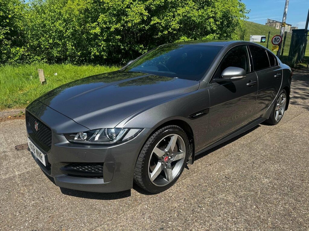 Jaguar XE Saloon Grey #65