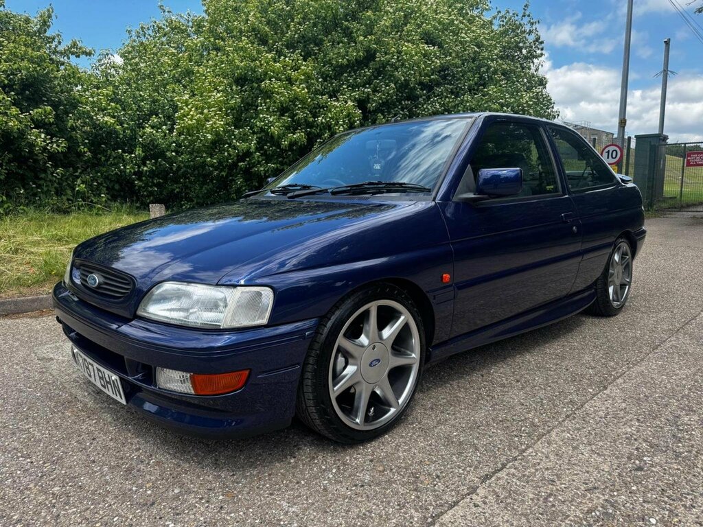 Ford Escort L Red #28