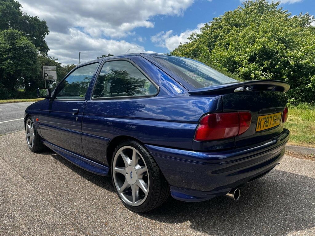 Ford Escort L Red #95