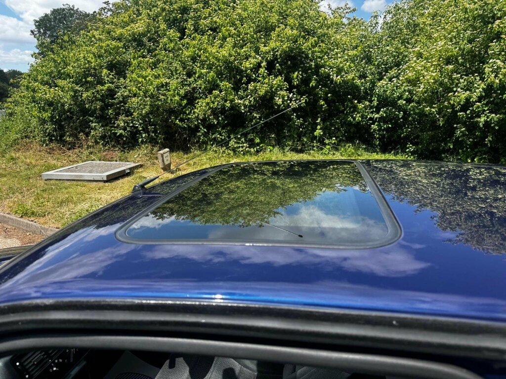 Ford Escort L Red #10