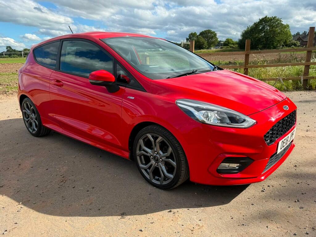 Ford Fiesta 1.0T Ecoboost St-line Euro 6 Ss Red