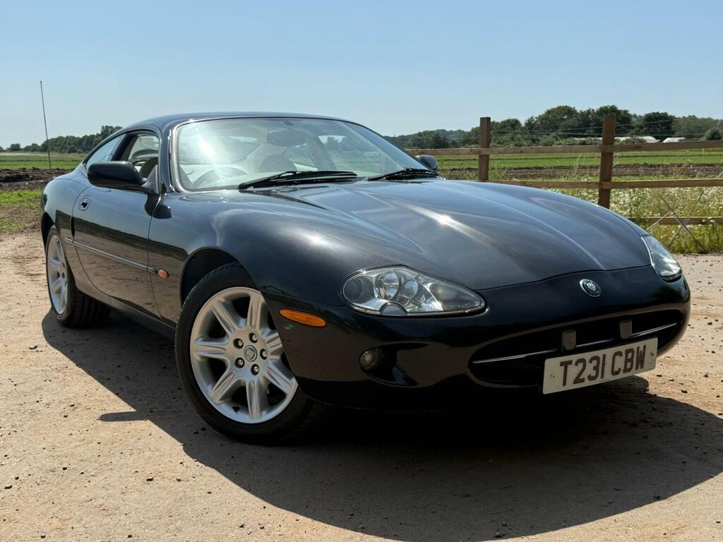 Jaguar XK8 Coupe Blue #30