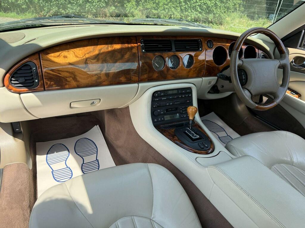 Jaguar XK8 Coupe Blue #20