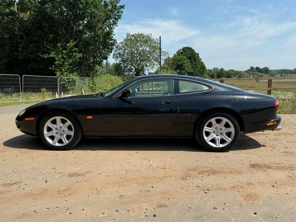 Jaguar XK8 Coupe Blue #7