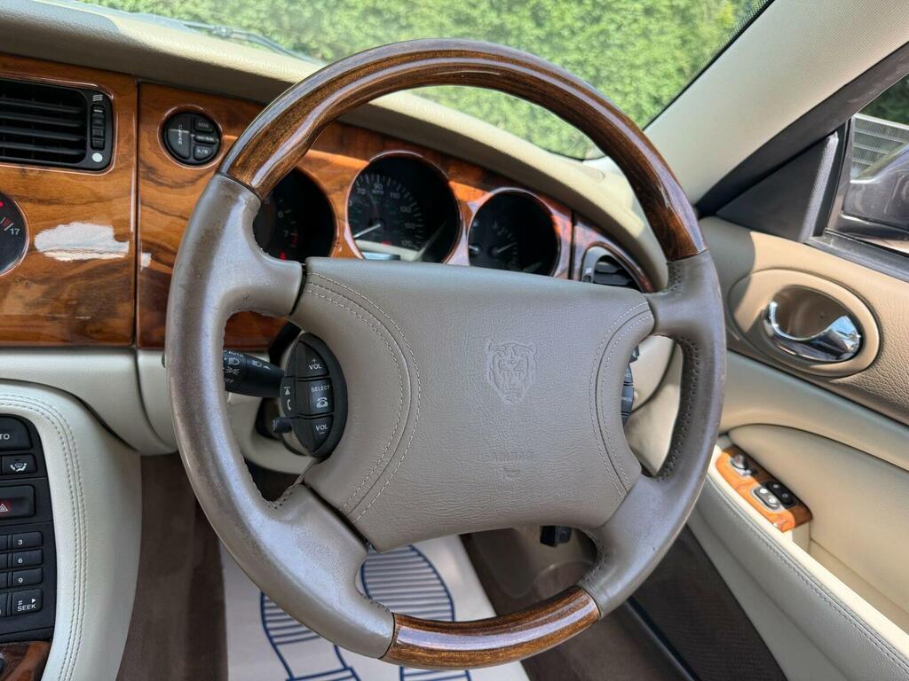 Jaguar XK8 Coupe Blue #23