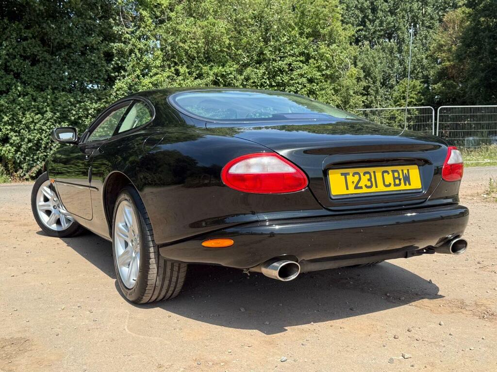Jaguar XK8 Coupe Blue #28