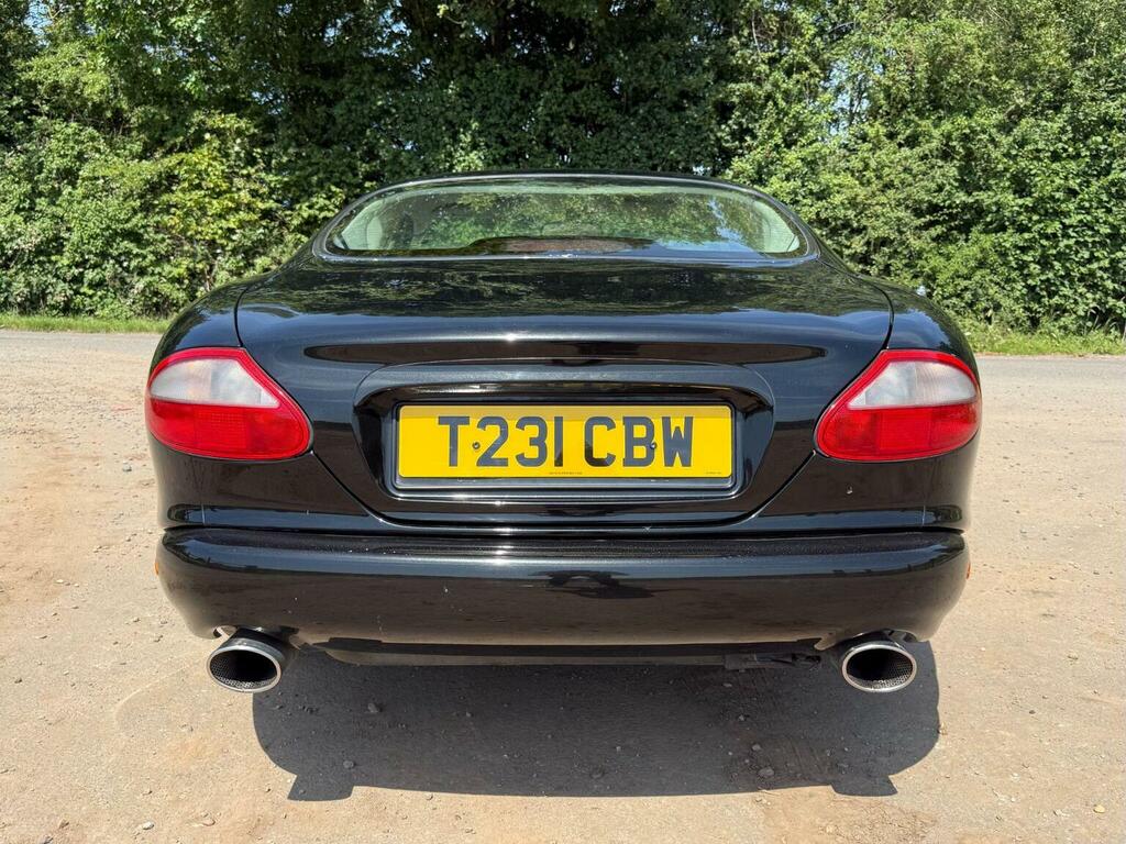 Jaguar XK8 4.0 2dr Black #5