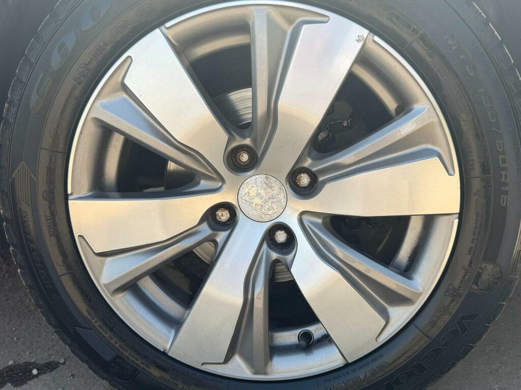 Peugeot 2008 1.2 Vti Puretech Active Euro 5 Grey #20