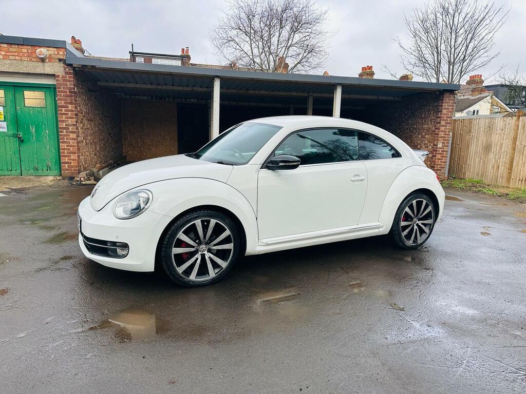 Volkswagen Beetle Hatchback 2.0 Tsi Turbo Black Dsg Euro 5 2014 White #6