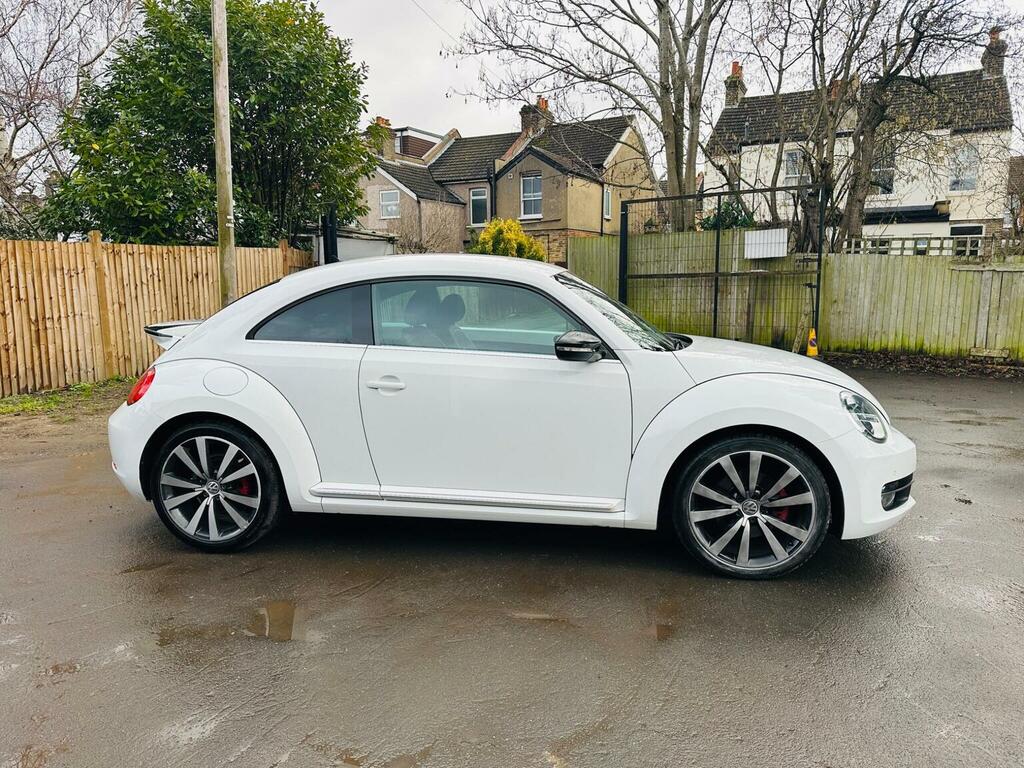 Volkswagen Beetle Hatchback 2.0 Tsi Turbo Black Dsg Euro 5 2014 White #3
