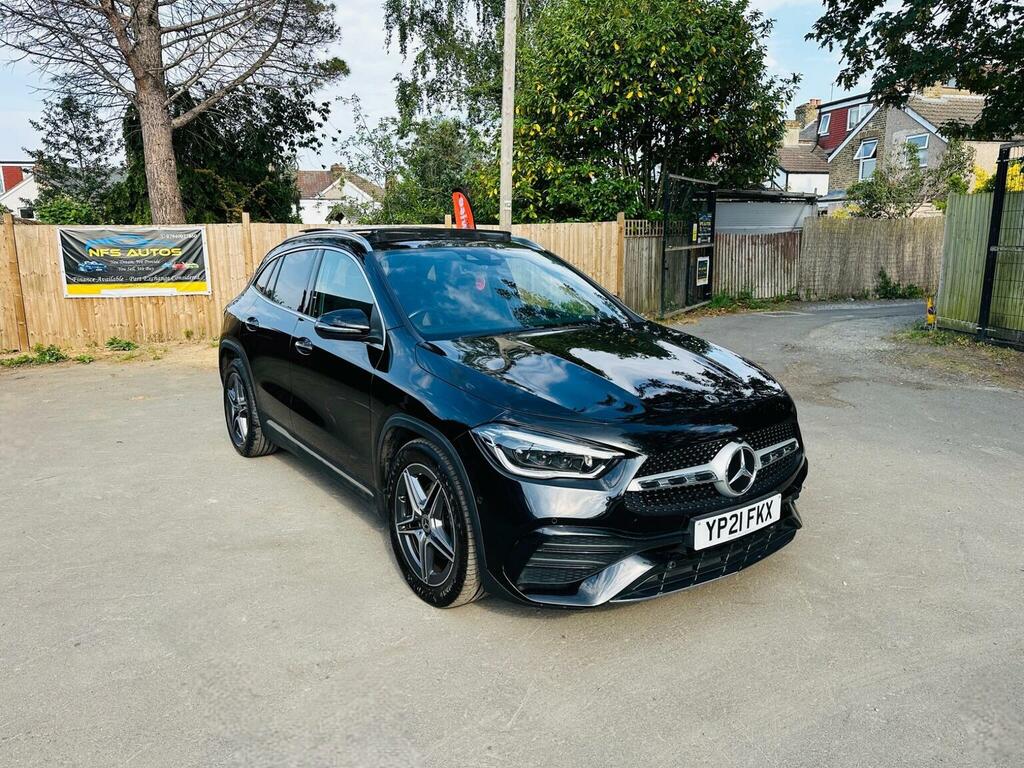 Mercedes-Benz GLA Class Suv 1.3 Gla180 Amg Line Premium Plus 7G-dct Euro Black