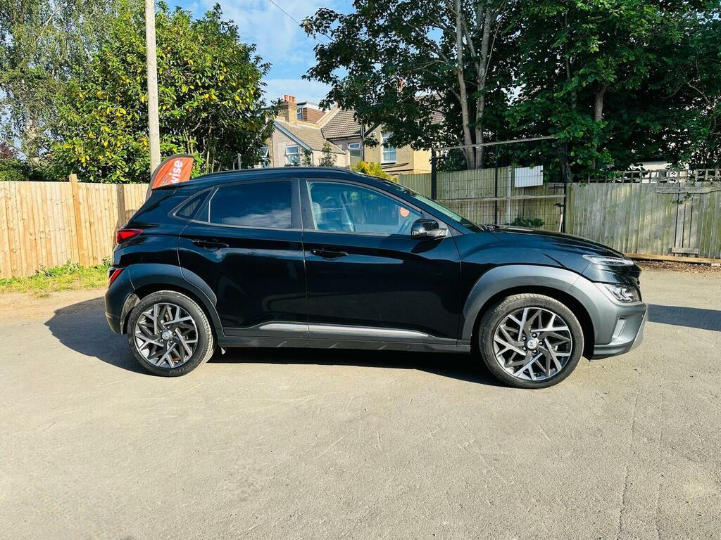 Hyundai Kona Suv 1.6 H-gdi Ultimate Dct Euro 6 Ss 2023 MT23BGX Black #3