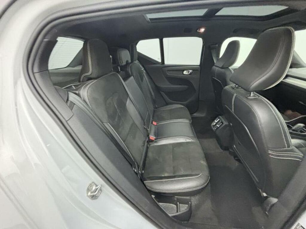 Volvo XC40 2.0 B4 Mhev R-design Pro Euro 6 Ss Silver #5