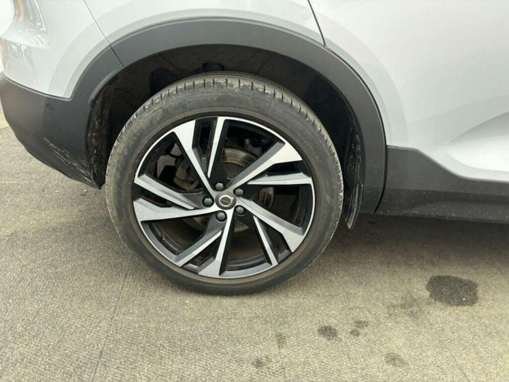 Volvo XC40 2.0 B4 Mhev R-design Pro Euro 6 Ss Silver #6