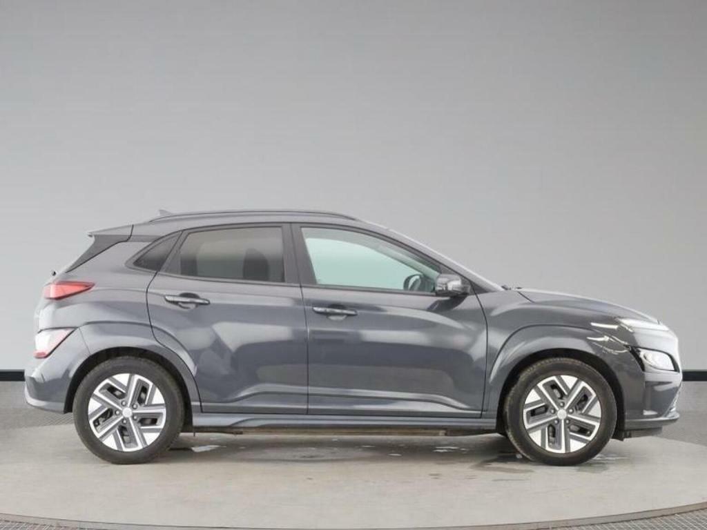 Hyundai Kona #8