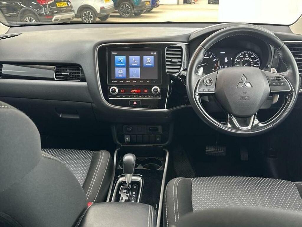 Mitsubishi Outlander 2.0 Mivec Design Cvt 4Wd Euro 6 Ss Black #4