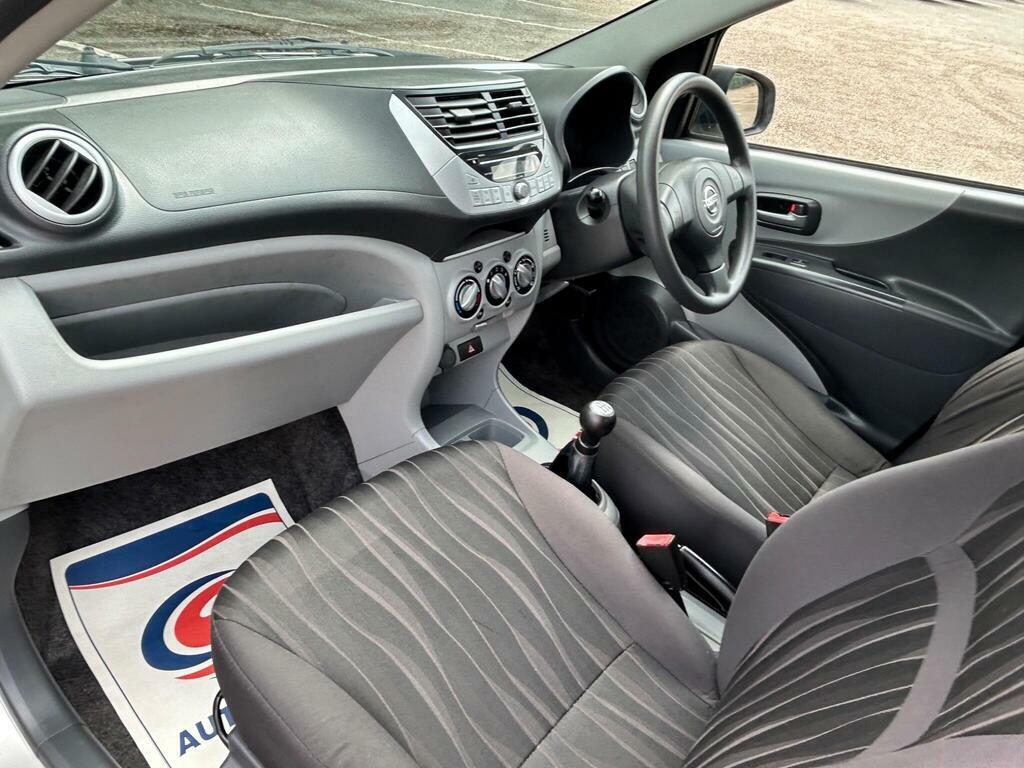 Nissan Pixo N-tec Silver #33