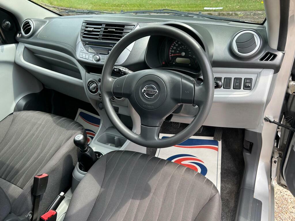Nissan Pixo N-tec Silver #22