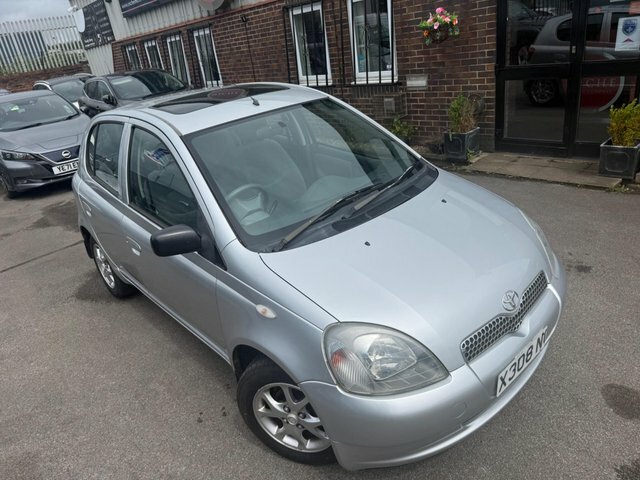 Toyota Yaris 1.0 Vvt-i 16V S Silver #8