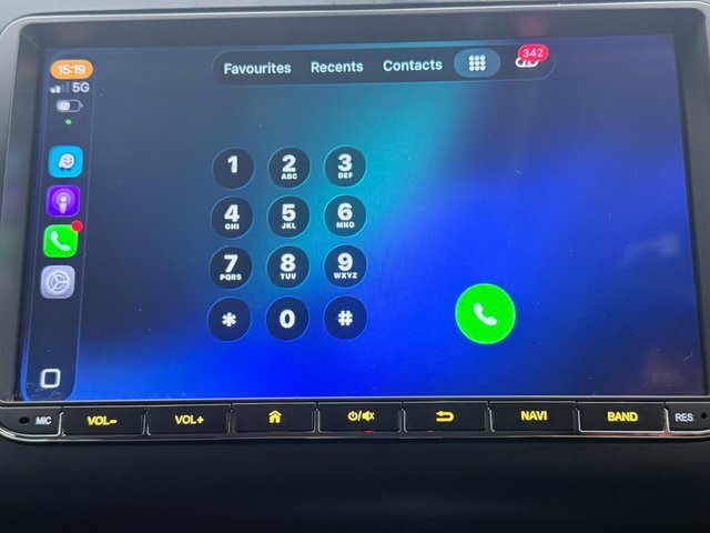Volkswagen Touran 1.6 Tdi 105 Bluemotion Tech Se White #60