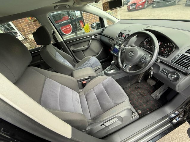Volkswagen Touran 1.6 Tdi 105 Bluemotion Tech Se White #10
