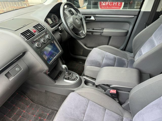 Volkswagen Touran 1.6 Tdi 105 Bluemotion Tech Se White #41
