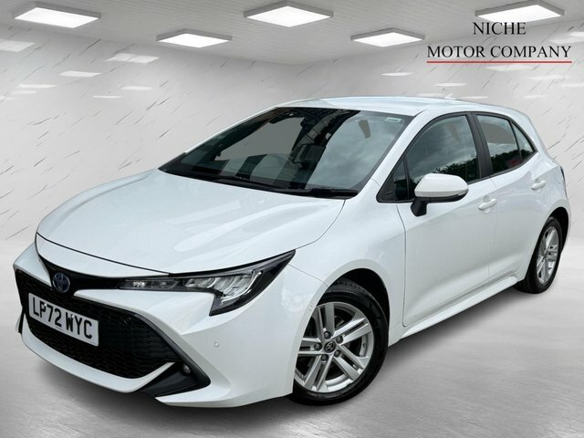 Toyota Corolla Vvt-h Icon Tech Cvt LP72WYC White #4