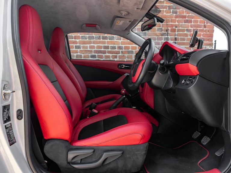 Aston Martin Cygnet Cygnet 00 Cvt Black #35