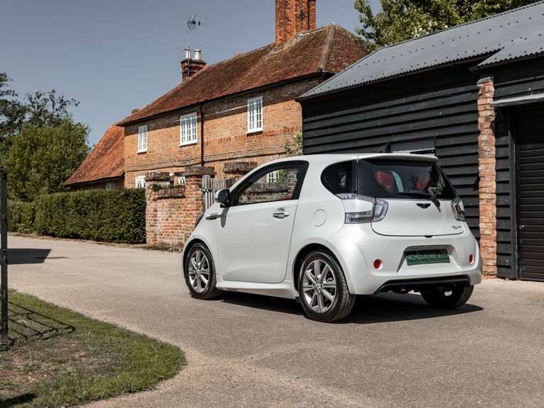 Aston Martin Cygnet Cygnet 00 Cvt Black #26