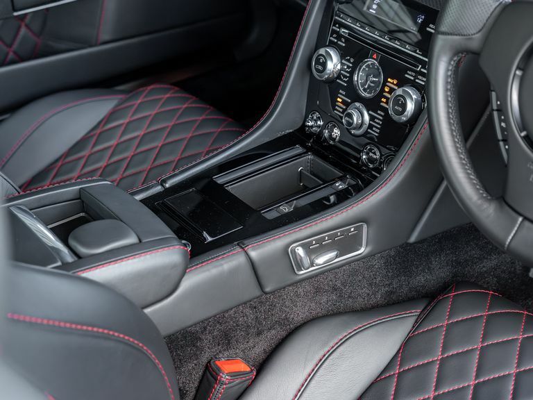 Aston Martin DBS 6.0 V12 T-tronicii Euro 5  #37