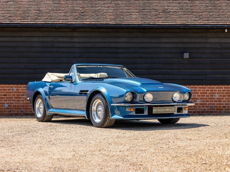 Aston Martin V8 X-pack Blue #2