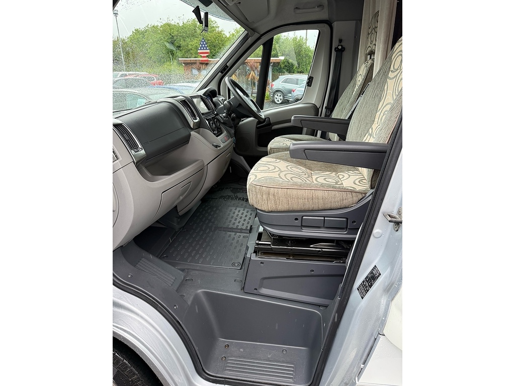 Fiat Ducato 2.3Jtd Fixed Bed Campervan #13