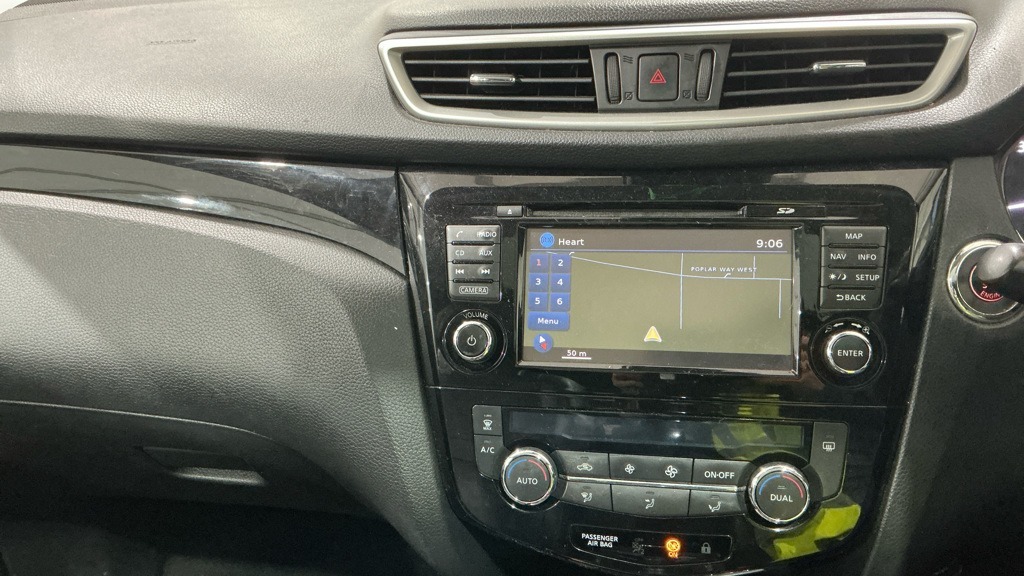 Nissan Qashqai 1.2 Dig-t Tekna Panroof Nav Camera Ul FH16FLM Grey #5
