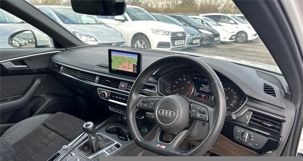 Audi A4 35 Tfsi Black Edition Tech Pk Nav Dab RK69JGU White #3
