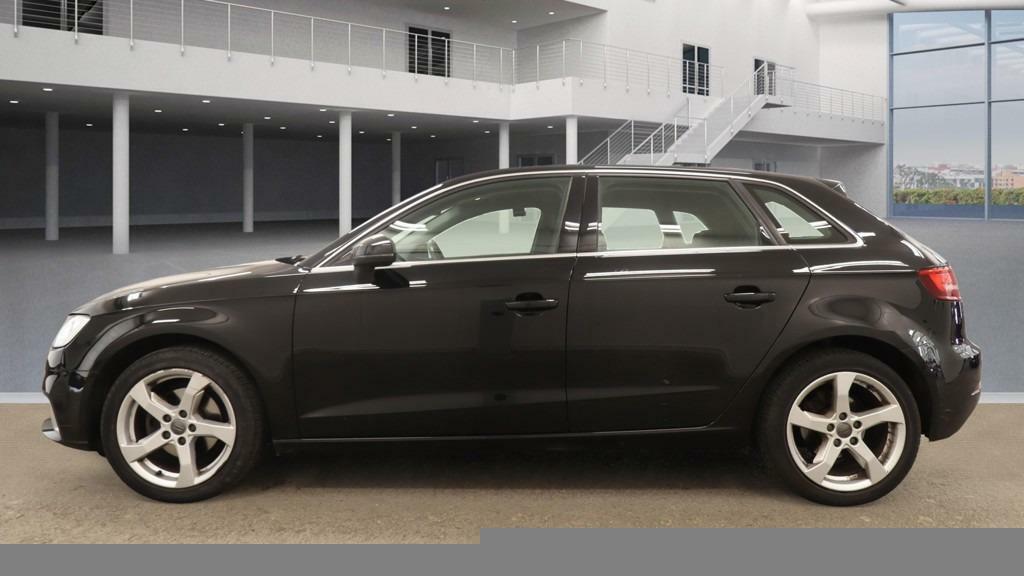 Audi A3 1.0 Tfsi Sport YD67UWF Black #6