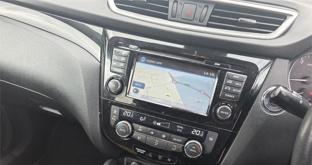 Nissan Qashqai 1.2 Dig-t N-connecta 1 Owner Ulez Nav BL17MKK Grey #4