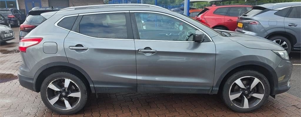 Nissan Qashqai 1.2 Dig-t N-connecta 1 Owner Ulez Nav BL17MKK Grey #5