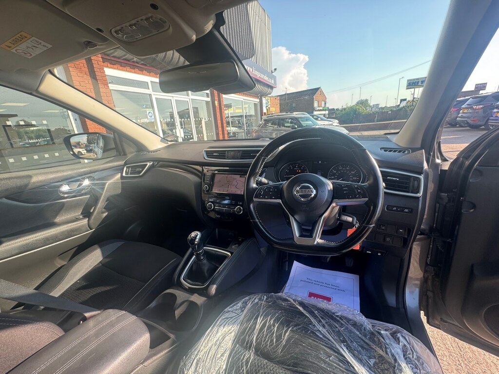 Nissan Qashqai 1.3 Dig-t Acenta Premium Nav Camera Car VN19NLX Grey #3