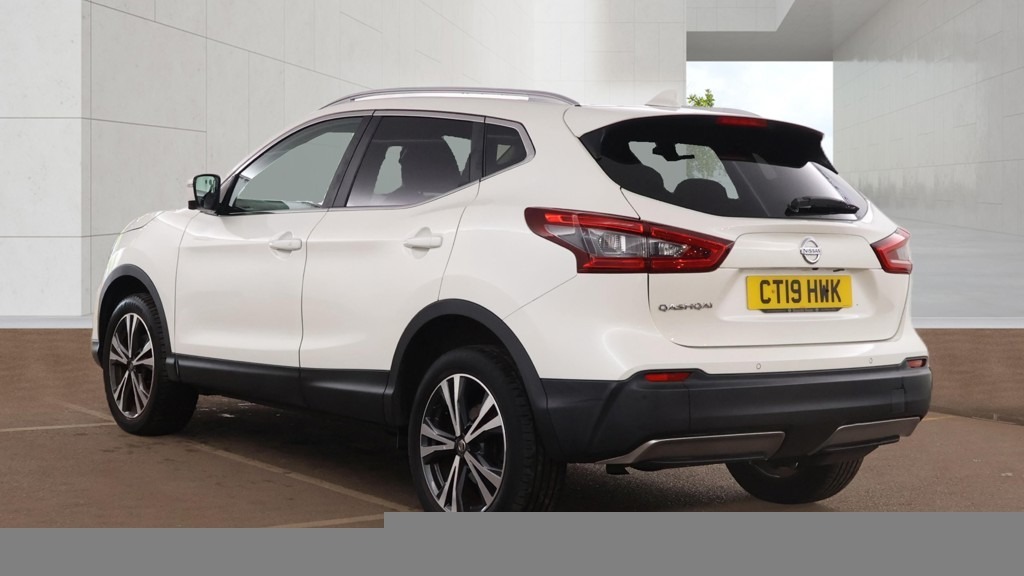 Nissan Qashqai 1.5 Dci 115 N-connecta Panroof Nav Came CT19HWK White #2