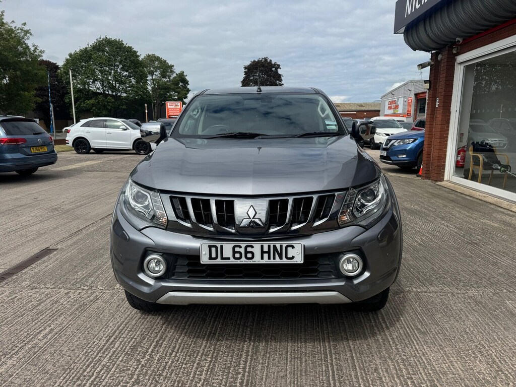 Mitsubishi L200 2.4 Di-d Dc Barbarian Pickup 4Wd Silver #19