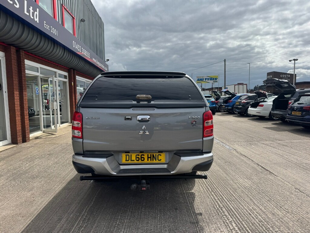 Mitsubishi L200 2.4 Di-d Dc Barbarian Pickup 4Wd Silver #20