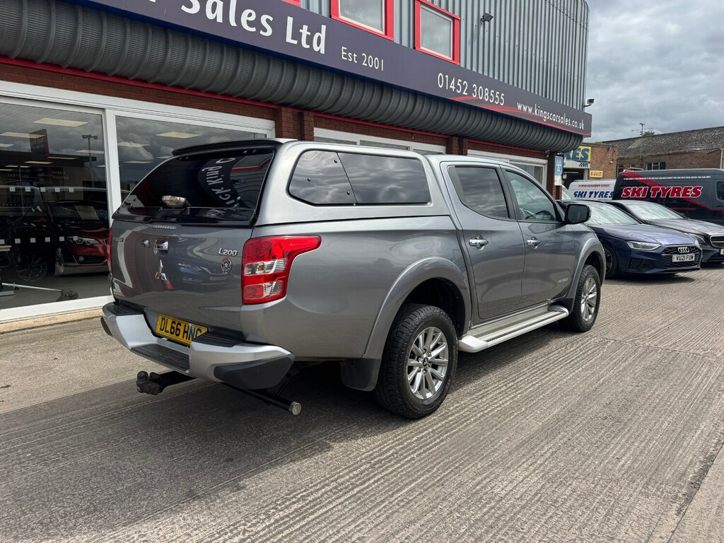 Mitsubishi L200 2.4 Di-d Dc Barbarian Pickup 4Wd Silver #18