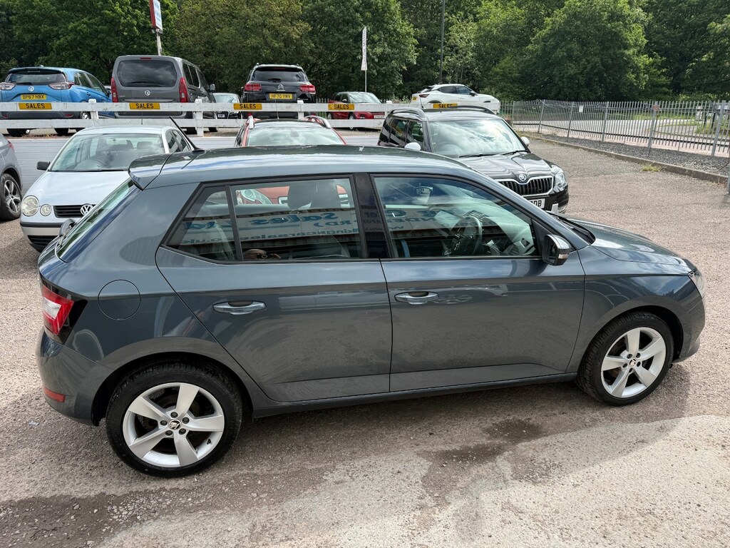 Skoda Fabia 1.0 Tsi Se L Grey #4