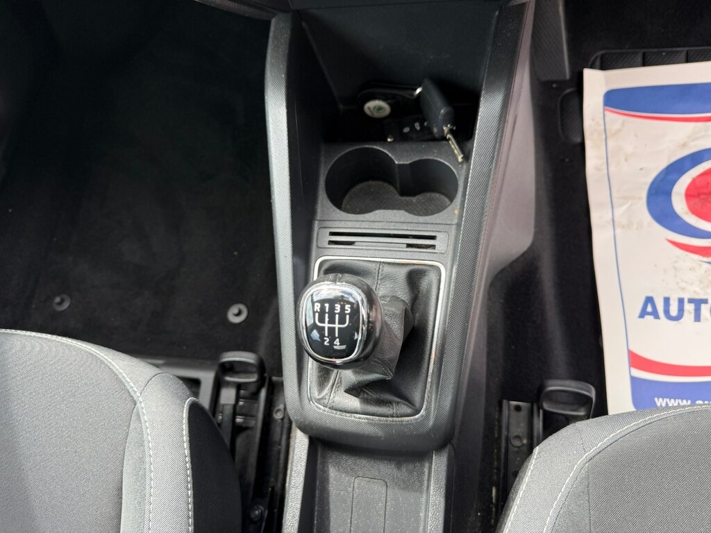 Skoda Fabia 1.0 Mpi 75 Se #25