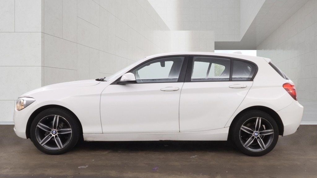 BMW 1 Series 116D Sport 1 Owner 35 Tax 65 Mpg FG15WVF White #5