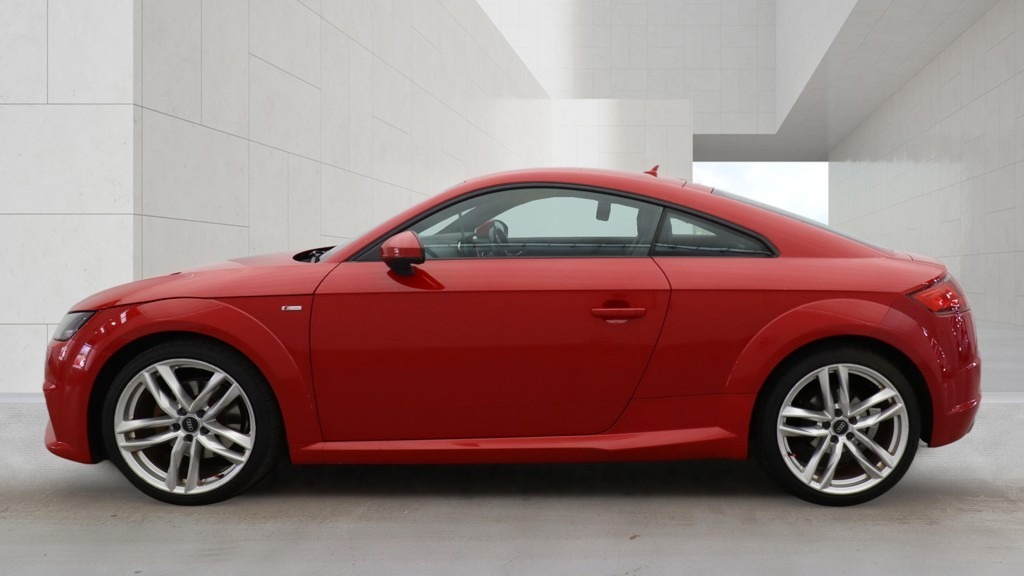 Audi TT 2.0 Tdi Ultra S Line 1 Owner 35 Tax 62 Red #6
