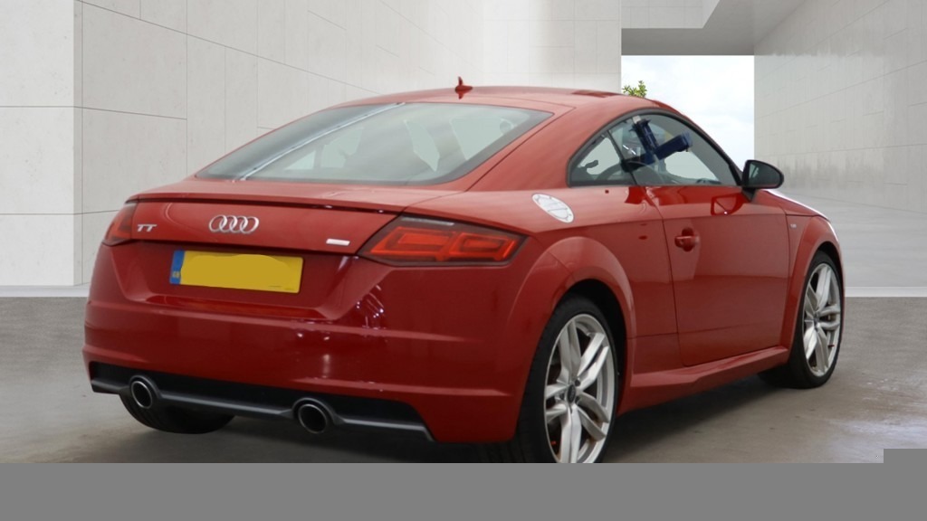 Audi TT 2.0 Tdi Ultra S Line 1 Owner 35 Tax 62 Red #4