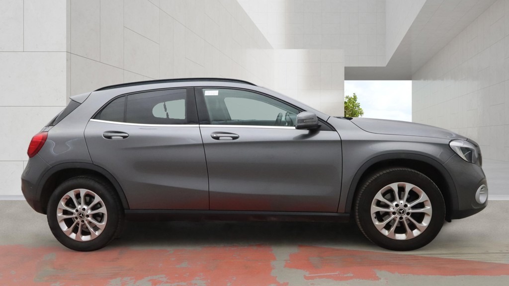 Mercedes-Benz GLA Class Gla 200 Se Executive Leather Camera Ule Grey #5